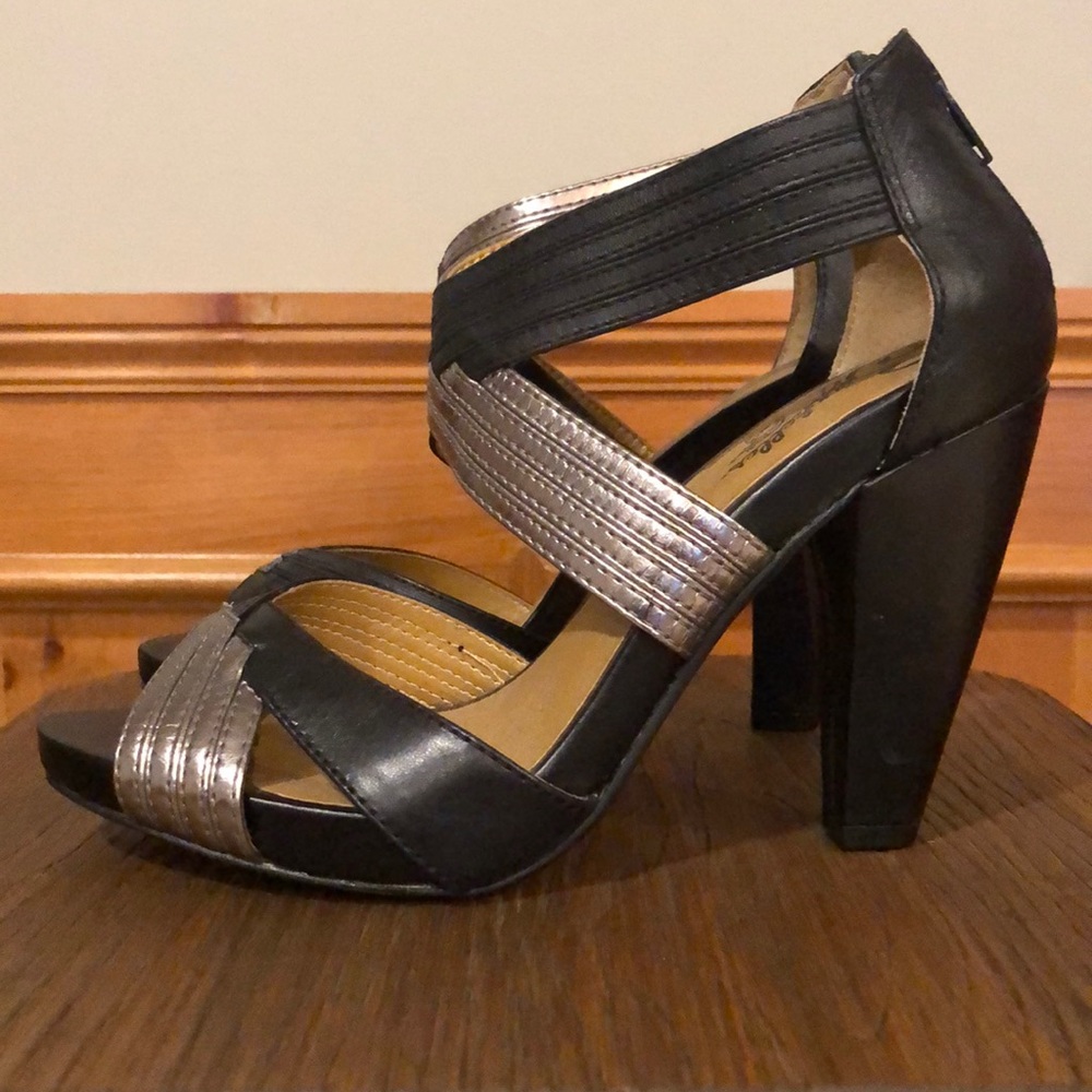 Seychelles heels, size 7.5